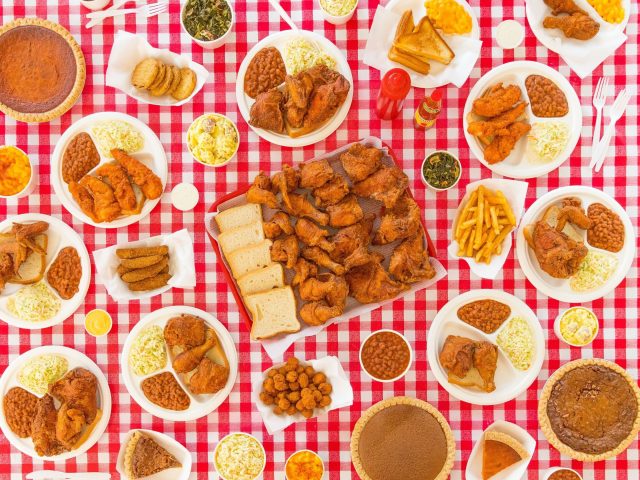 Gus's World Famous Fried Chicken (N Germantown)