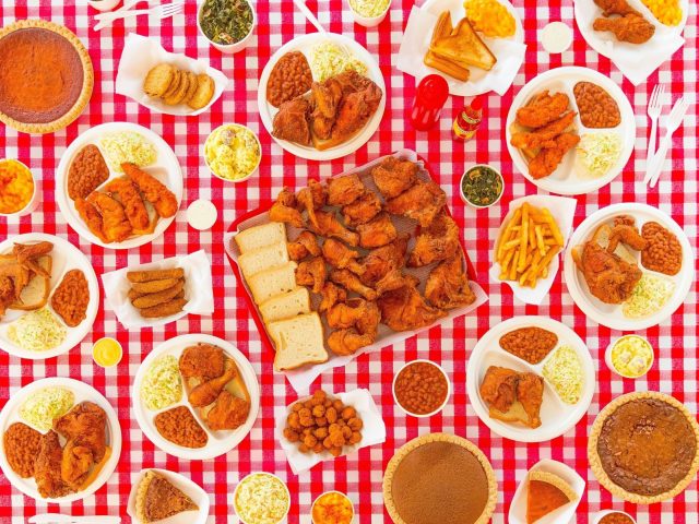 Gus's World Famous Fried Chicken (Third St.)