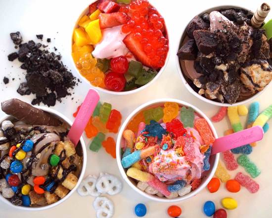 Yogurtland (631 Orange St)